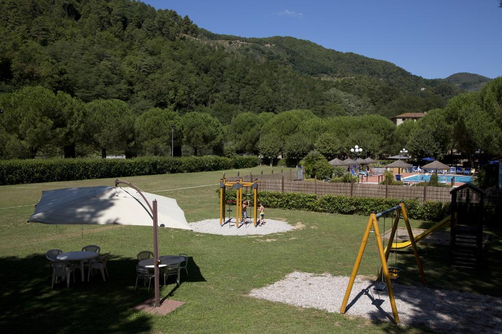 Villaggio Albergo San Lorenzo E Santa Caterina Pescia Exteriér fotografie