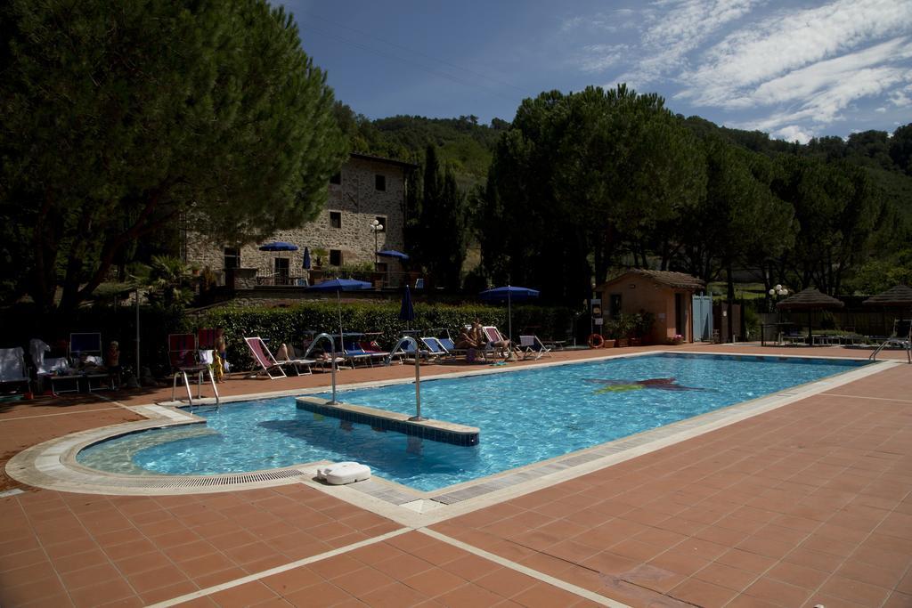 Villaggio Albergo San Lorenzo E Santa Caterina Pescia Exteriér fotografie