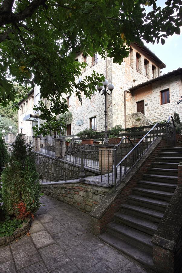 Villaggio Albergo San Lorenzo E Santa Caterina Pescia Exteriér fotografie